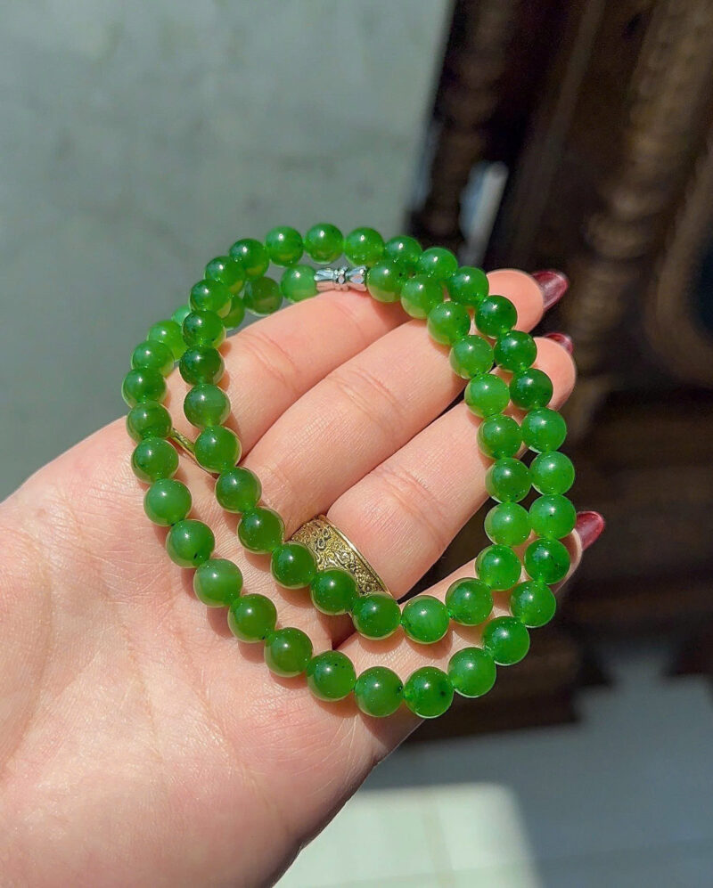 Chuỗi Ngọc Bích Size 8ly Đeo Cổ Thanh Nhã & May Mắn  Vẻ Đẹp Tự Nhiên, Sắc Xanh Hoàn Hảo