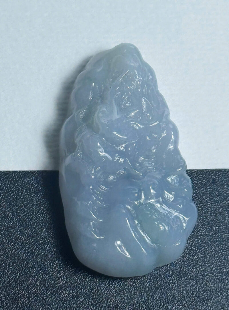 Vòng Ngọc Phỉ Thúy Jadeite A Rồng Cuộn Mây (Type A)
