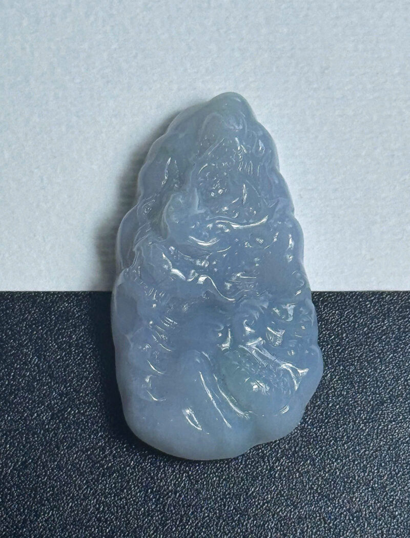 Vòng Ngọc Phỉ Thúy Jadeite A Rồng Cuộn Mây (Type A)