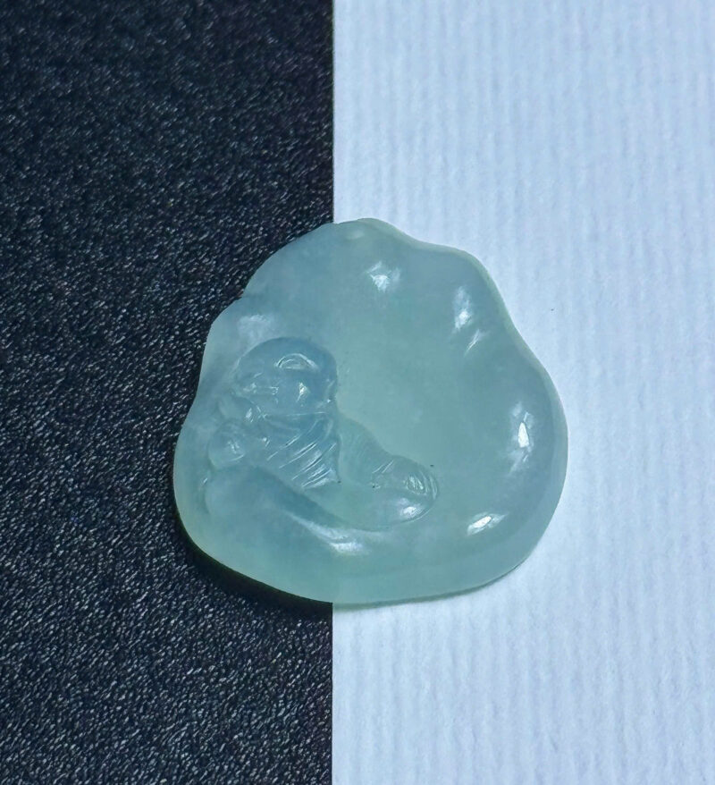 Ngọc Phỉ Thúy Type A Tiểu Hòa Thượng An Nhiên Tự Tại (Size 3,3x2,35x0,4cm)