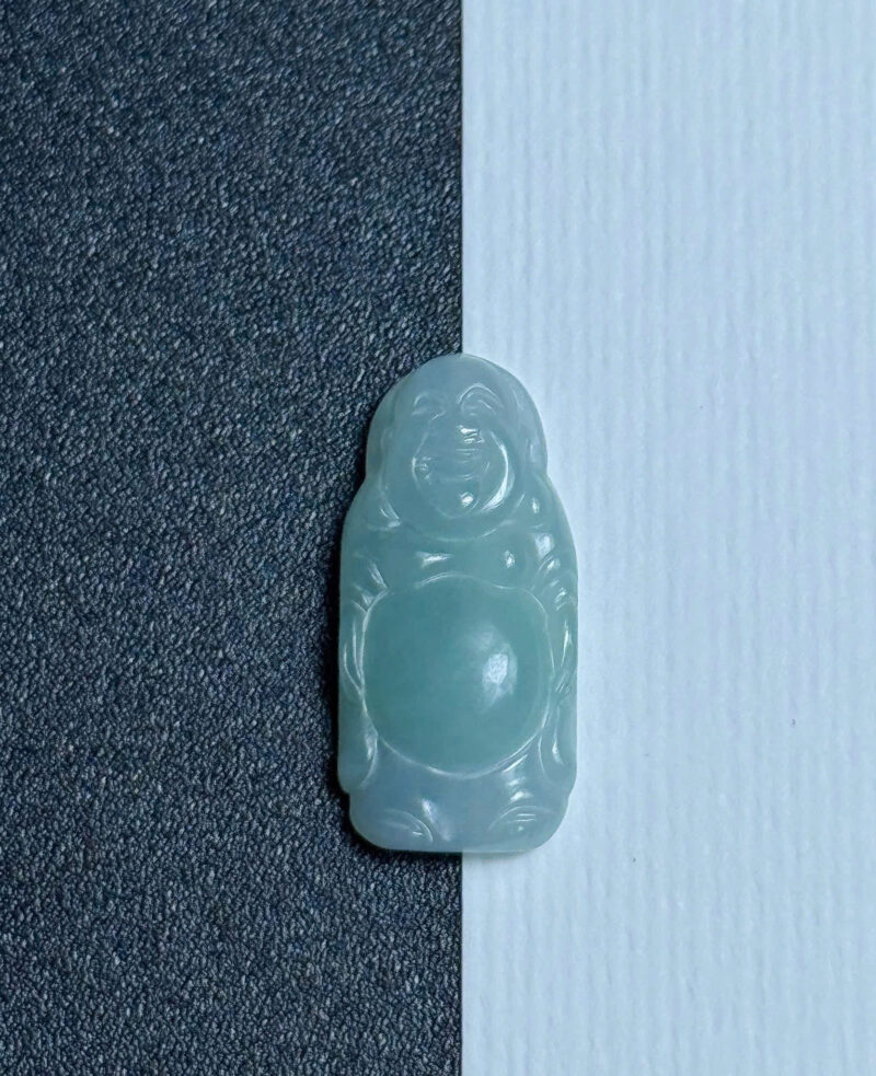 Ngọc Phỉ Thúy Type A Di Lặc Hoan Hỷ (Size 2,8x1,3x0,6cm)