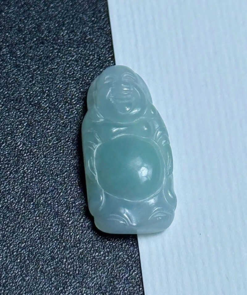 Ngọc Phỉ Thúy Type A Di Lặc Hoan Hỷ (Size 2,8x1,3x0,6cm)