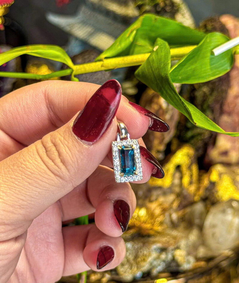 Mặt Dây Topaz London Natural Bọc Vàng Trắng AU610 / Sang Trọng & Đẳng Cấp