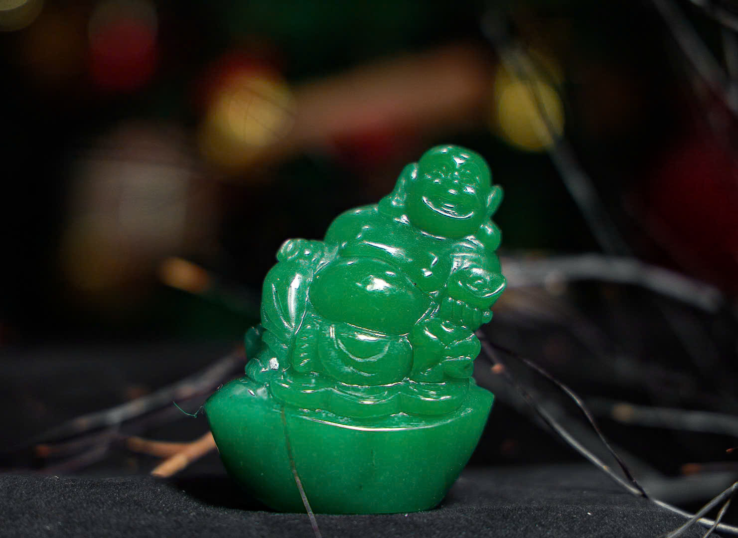 Di Lặc Cầm Chĩnh Vàng & Ngồi Trên Kim Tiền Vượng Phúc Di Lặc Cầm Chĩnh Vàng & Ngồi Trên Kim Tiền Vượng Phúc