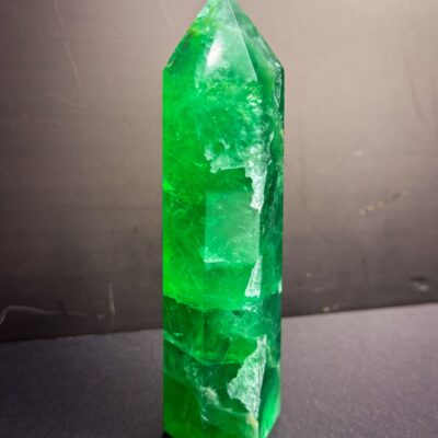 Trụ Frourite xanh